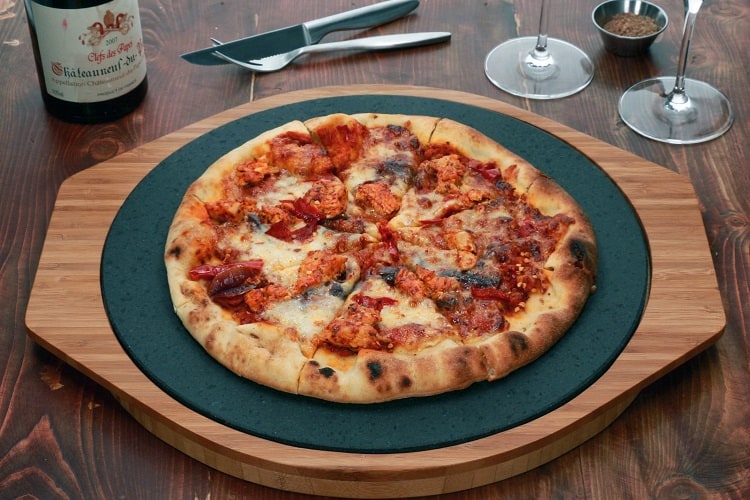 How To Use A Pizza Stone