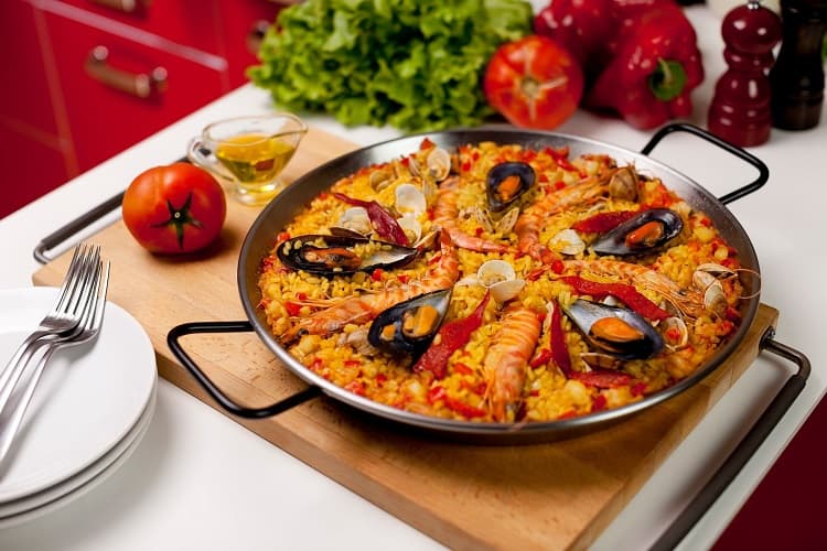 Your Ultimate Guide To Mediterranean Food